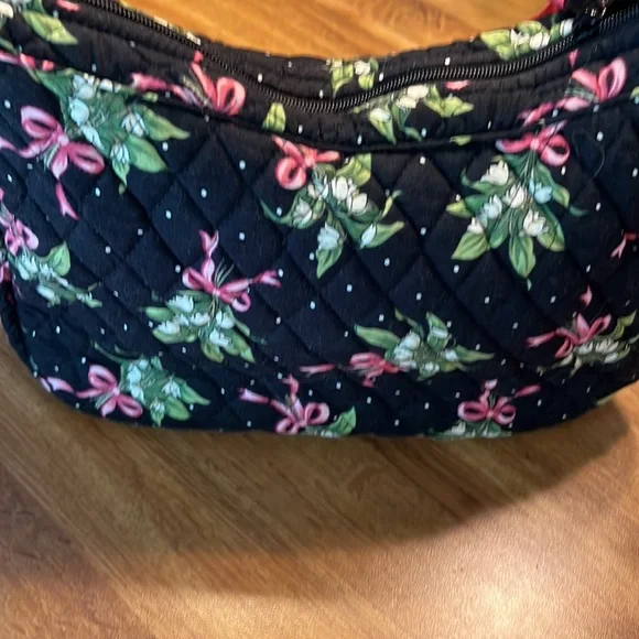 Vera Bradley Vintage Pattern - Picture 3 of 7